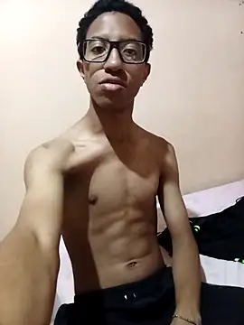 Snapshot of matheusroger chatting on 7, 1, 2025 matheusroger online show from 7, 1, 2025