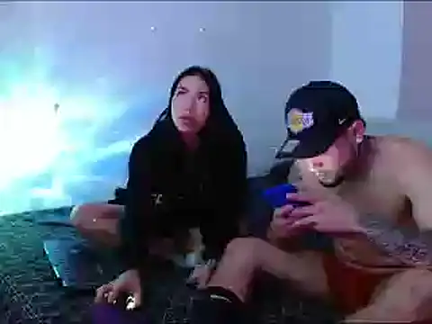 Snapshot of miia-liiam chatting on 13, 2, 2025 miia-liiam online show from 13, 2, 2025