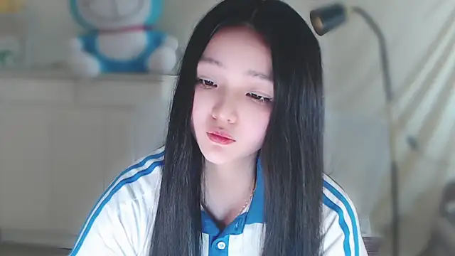 xiao-xiao-D online show from 5, 2, 2025