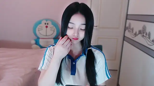 xiao-xiao-D online show from 11, 10, 2025