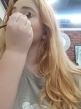 AliceWest  online show from 9, 4, 2026