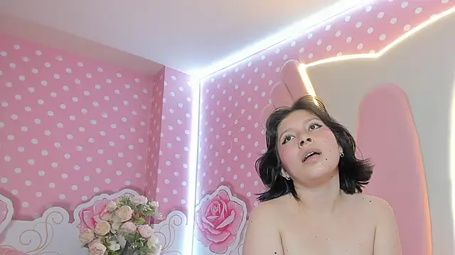 Lily Martinez online show from 25, 2, 2025