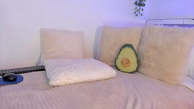 Alissonroses online show from 15, 3, 2025