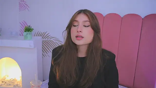 Daisha Riley online show from 21, 2, 2025