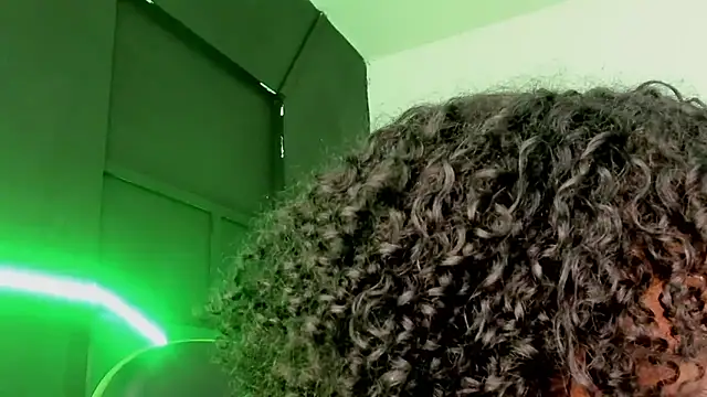 CintiaWalker online show from 11, 4, 2026