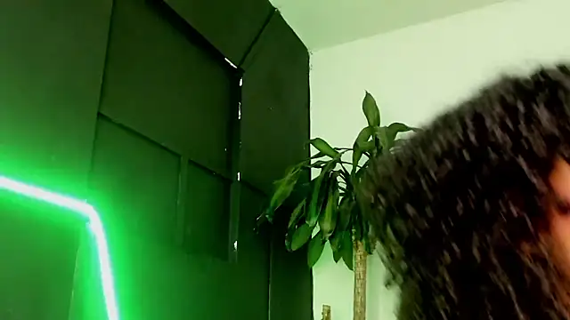 CintiaWalker online show from 19, 4, 2026