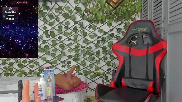 dani-lue online show from 15, 11, 2025