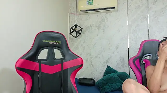 dani-lue online show from 15, 4, 2026