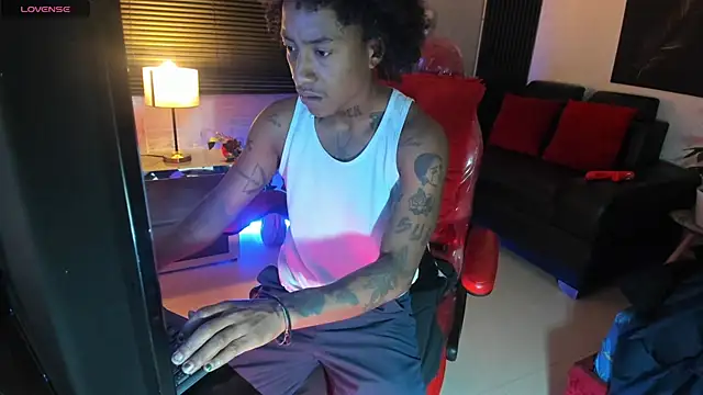 Snapshot of JhonyMiller_ chatting on 18, 9, 2025 JhonyMiller online show from 18, 9, 2025