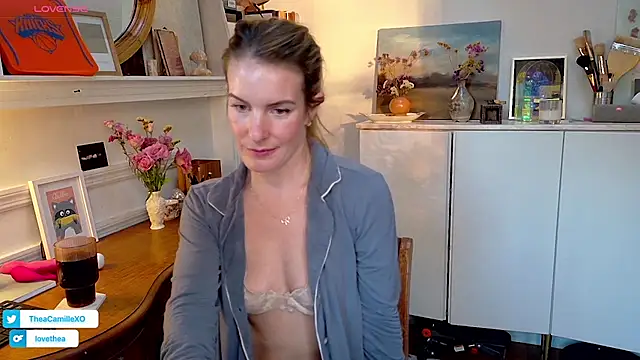 Snapshot of MissTheaCamille chatting on 2, 11, 2025 MissTheaCamille online show from 2, 11, 2025