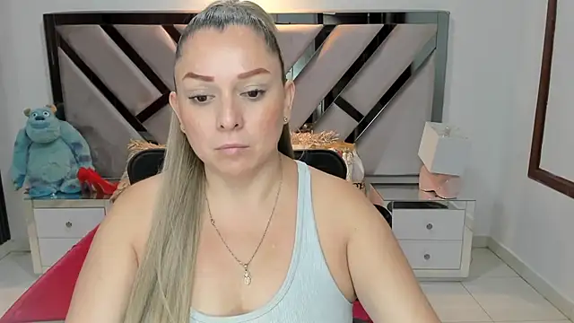 natalia5560 online show from 11, 9, 2025