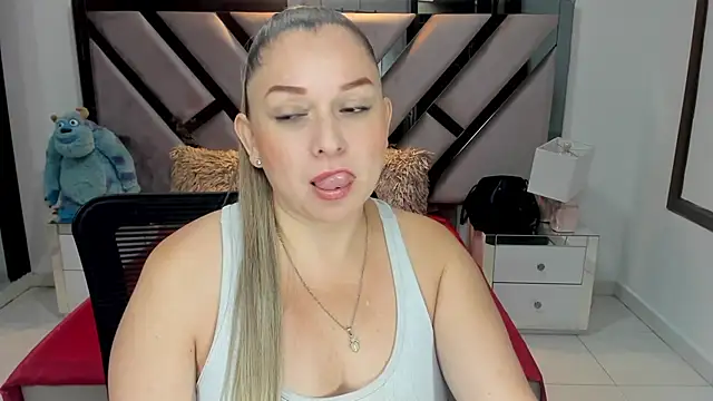 natalia5560 online show from 17, 9, 2025