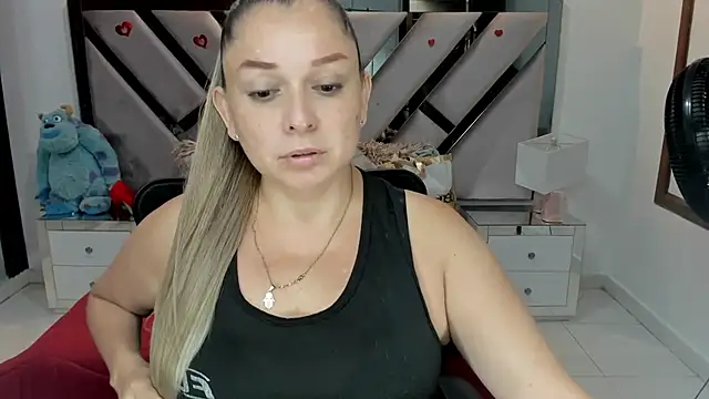 natalia5560 online show from 7, 10, 2025