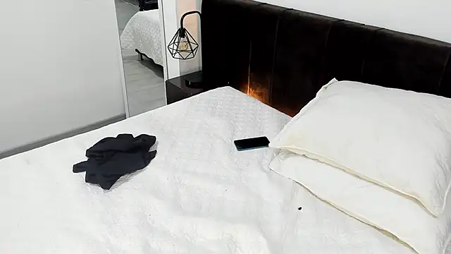 Snapshot of AbrilSonne chatting on 19, 3, 2025 AbrilSonne online show from 19, 3, 2025