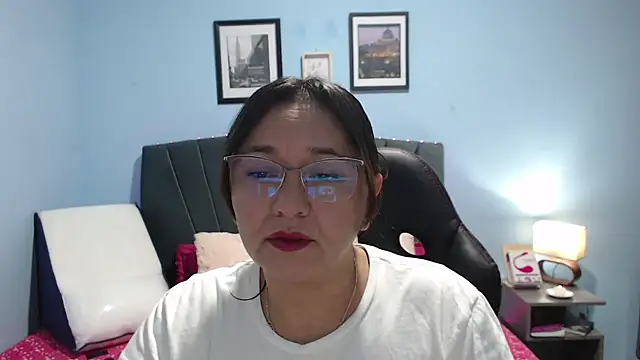 Snapshot of AngelRouss chatting on 14, 3, 2025 AngelRouss online show from 14, 3, 2025