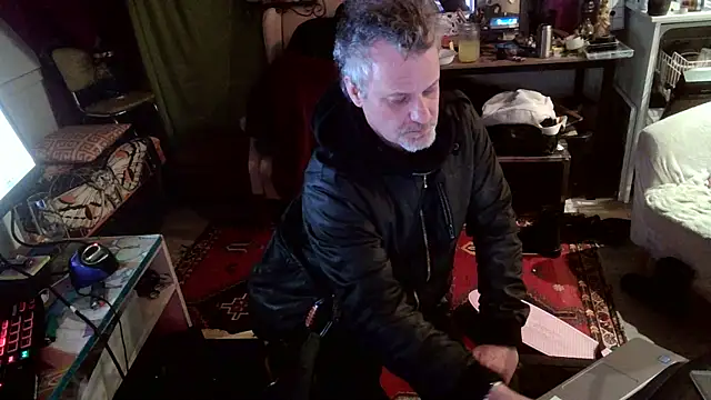 Snapshot of SilverandFox chatting on 10, 3, 2025 SilverandFox online show from 10, 3, 2025