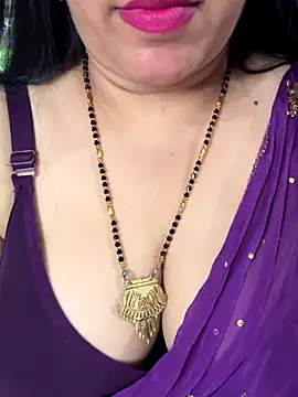 FlatVincy4 online show from 7, 11, 2025