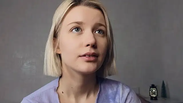 Snapshot of LucyLure chatting on 19, 12, 2024 LucyLure online show from 19, 12, 2024