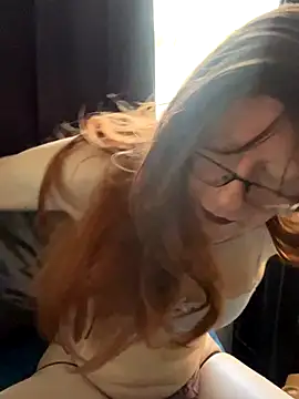 Snapshot of Valerie-4-U chatting on 25, 10, 2025 Valerie-4-U online show from 25, 10, 2025