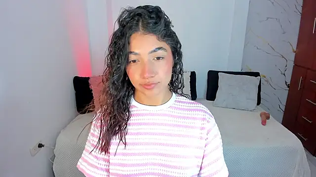 martina roldam online show from 28, 5, 2026