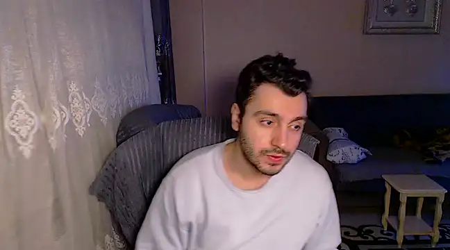 Snapshot of handsomeee04 chatting on 20, 2, 2025 handsomeee04 online show from 20, 2, 2025