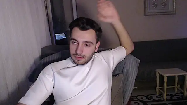 Snapshot of handsomeee04 chatting on 2, 10, 2025 handsomeee04 online show from 2, 10, 2025