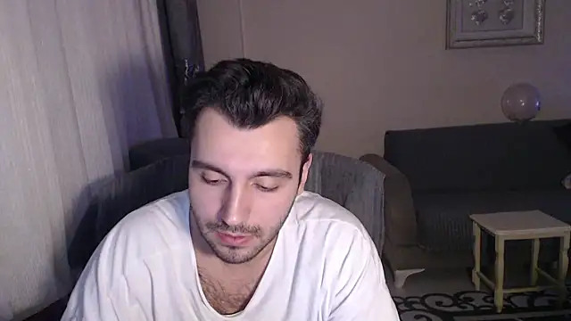Snapshot of handsomeee04 chatting on 9, 10, 2025 handsomeee04 online show from 9, 10, 2025