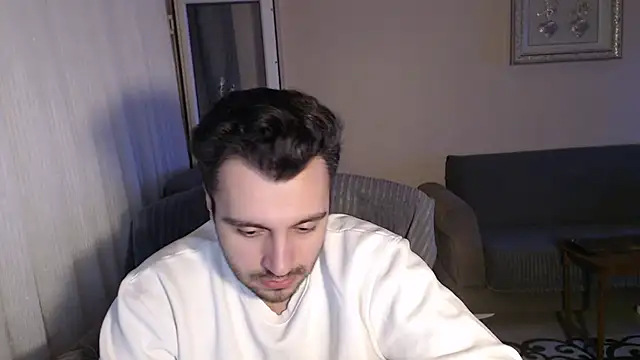 Snapshot of handsomeee04 chatting on 10, 10, 2025 handsomeee04 online show from 10, 10, 2025