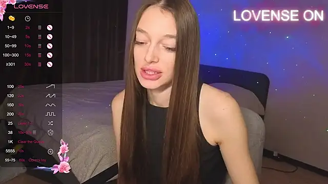 Snapshot of Cherry_air chatting on 8, 11, 2025 Cherry air online show from 8, 11, 2025