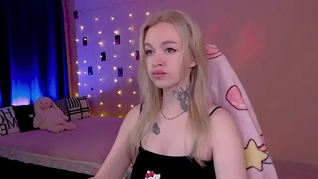 Snapshot of Naughty_Mable chatting on 12, 6, 2026 Naughty Mable online show from 12, 6, 2026