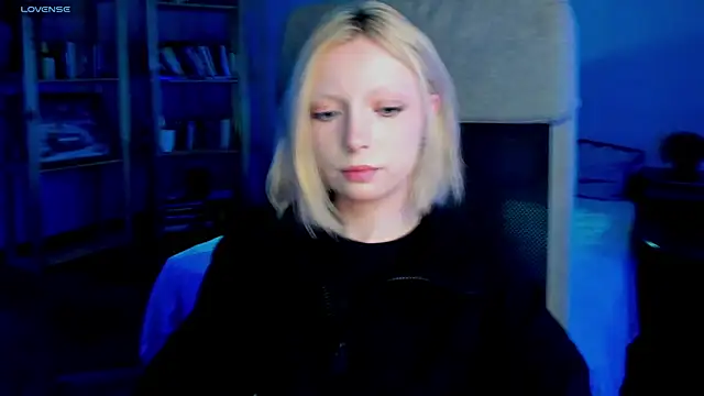 Snapshot of forget_me_not_eve chatting on 28, 2, 2025 forget me not eve online show from 28, 2, 2025