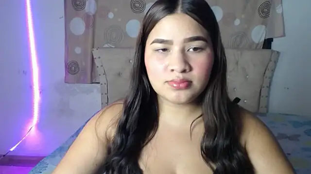 mia18 queen online show from 14, 1, 2026