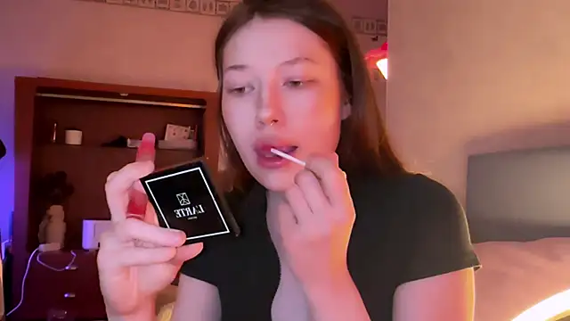 eva varnerr online show from 2, 6, 2026
