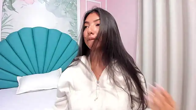 Snapshot of Daphne_Fox_ chatting on 1, 3, 2025 Daphne Fox online show from 1, 3, 2025