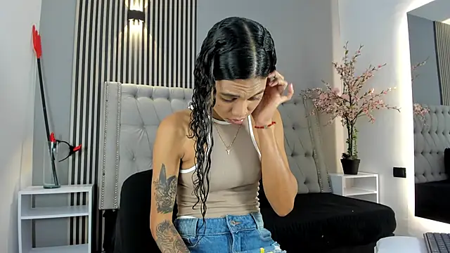 GysellHanson online show from 16, 11, 2025