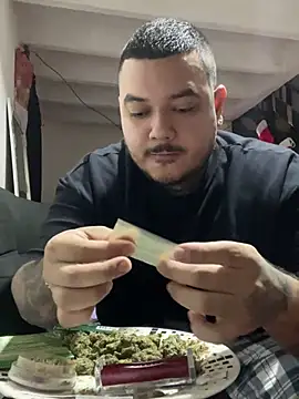 El Titan1998 online show from 8, 1, 2025