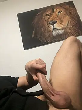 Snapshot of Big_XXL1 chatting on 21, 12, 2024 Big XXL1 online show from 21, 12, 2024