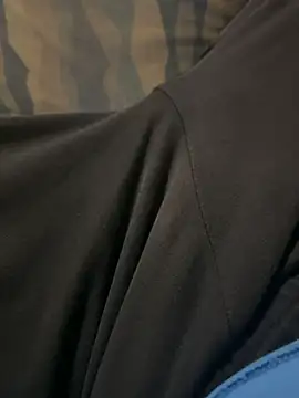 Snapshot of Dvddd chatting on 4, 11, 2025 Dvddd online show from 4, 11, 2025