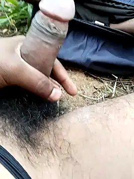 Snapshot of Guru2 chatting on 13, 1, 2025 Guru2 online show from 13, 1, 2025