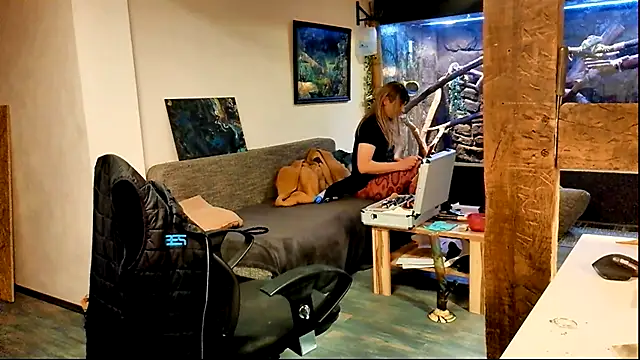 DYasmin69 online show from 9, 10, 2025