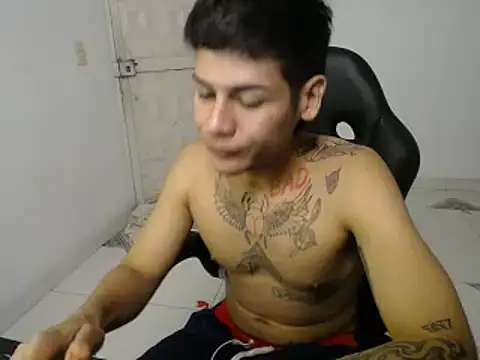 Snapshot of Clyde019 chatting on 16, 1, 2025 Clyde019 online show from 16, 1, 2025