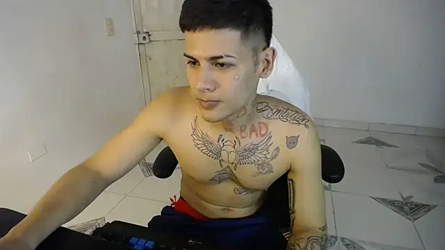 Snapshot of Clyde019 chatting on 25, 2, 2025 Clyde019 online show from 25, 2, 2025