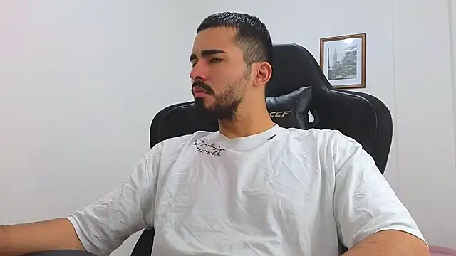 Massimoo 07 online show from 12, 3, 2025