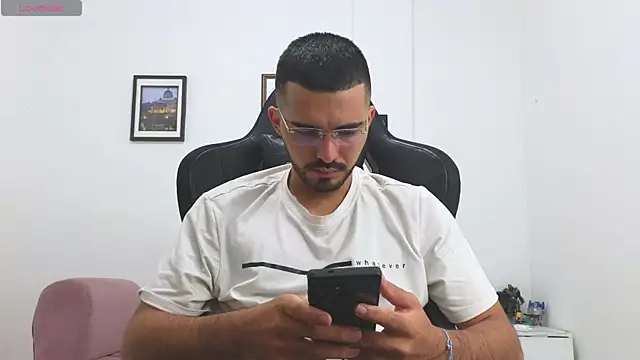 Massimoo 07 online show from 6, 1, 2026