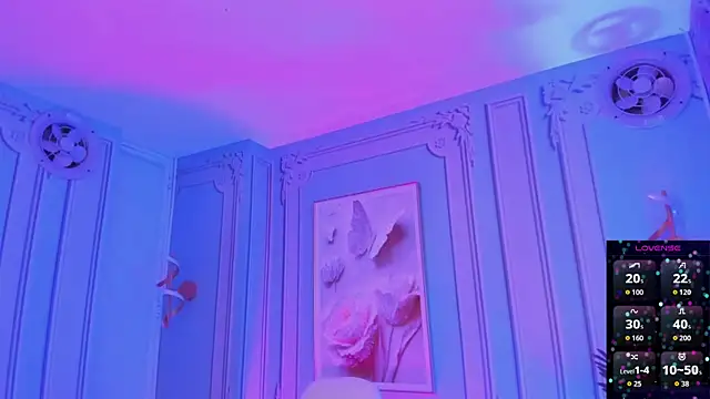 stefany duque1  online show from 2, 11, 2025