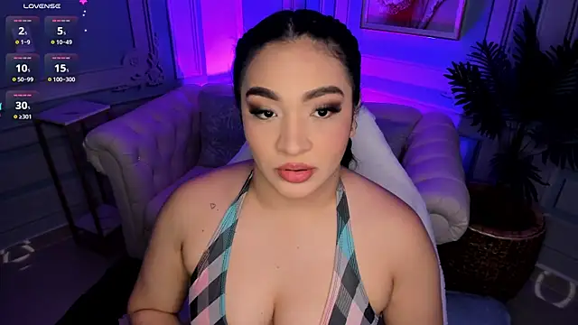 stefany duque1  online show from 17, 12, 2025