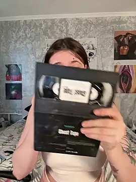 Sabrina shells online show from 24, 10, 2025