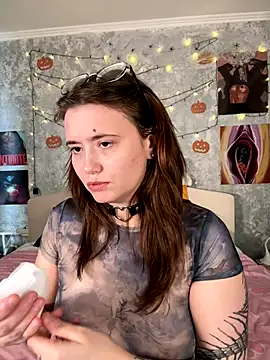 Sabrina shells online show from 30, 10, 2025