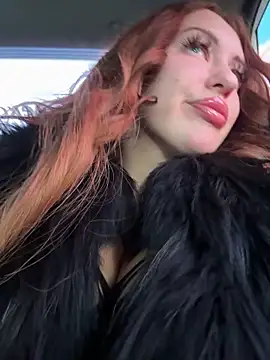 Snapshot of AndreaMood chatting on 21, 10, 2025 AndreaMood online show from 21, 10, 2025