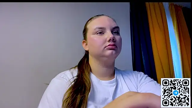 Snapshot of Dreamyblushfairy chatting on 23, 6, 2026 Dreamyblushfairy online show from 23, 6, 2026